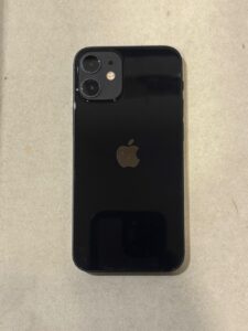 iPhone 12 128GBの中古端末を買取させて頂きました【モバトル三鷹店】