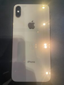 iPhoneXSMaxを買い取りさせていただきました！