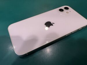 iPhone 12（アイフォン12）中古買取 18,000円で高価買取！モバトルペリエ千葉店