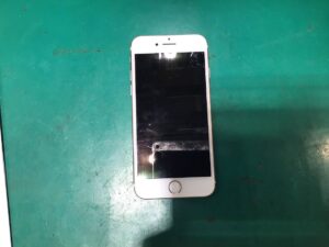 iPhone8を買い取り査定しました！【モバトル八王子オクトーレ店】