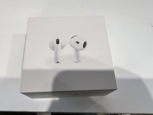 AirPods 4（エアポッズ 4）中古買取 16000円で高価買取！【モバトルペリエ千葉店】