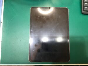 iPadAir4を買い取り査定しました！【モバトルイーアス高尾店】