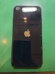 iPhoneSE3 モバトル クイック スマホ修理工房