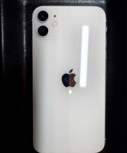 iPhone 11 128GB の中古端末を買取させて頂きました!!