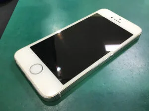 iPhone 5s(アイフォーンファイブエス)を買取させていただきました!モバトル富山グリーンモール山室店★