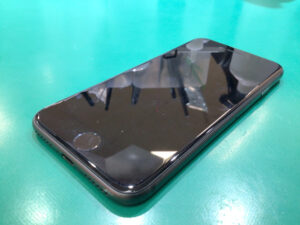 iPhone8を買い取り査定しました！【モバトルイーアス高尾店】