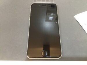 iPhoneSE3を買い取り査定しました！【モバトルイーアス高尾店】