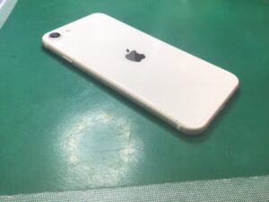 iPhoneSE2をお持ち込みいただきました。【モバトル　西八王子店】