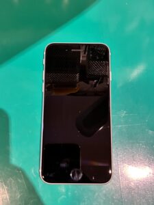 iPhone SE 第2世代 128GBの中古端末を買取させて頂きました！