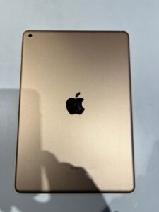 iPad7 32GBの中古端末を買取させて頂きました!