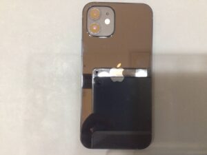 iPhone12の買取査定を致しました。【モバトルイーアス高尾店】