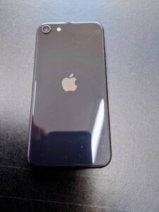 iPhone SE (第2世代) 128GB の中古端末を買取させて頂きました!!【モバトル大井町店】
