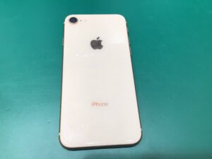iPhone8の買取査定を致しました。【モバトルイーアス高尾店】