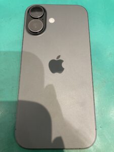 iPhone 17 256GBの中古端末を買取査定させていただきました。
