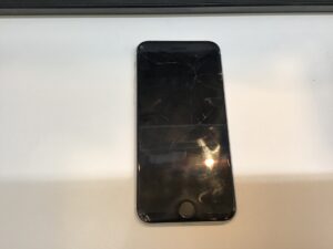 iPhoneSE2をお持ち込みいただきました。【モバトル京王聖蹟桜ヶ丘ショッピングセンターB館店】