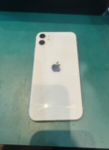 iPhone11買取査定を行いました！【モバトル荻窪】