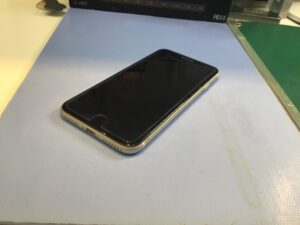 iPhoneSE2をお持ち込みいただきました。【モバトル京王聖蹟桜ヶ丘ショッピングセンターB館店】
